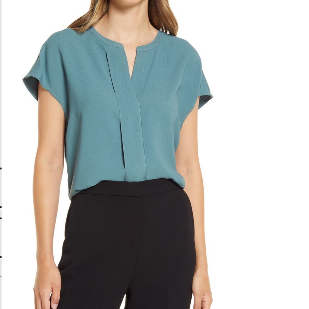 Nordstrom Pleat Front Woven Top
X-Small
TEAL TITANIC